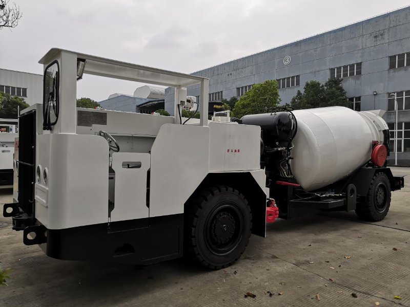 無(wú)軌膠輪車(chē)滅火裝置結(jié)